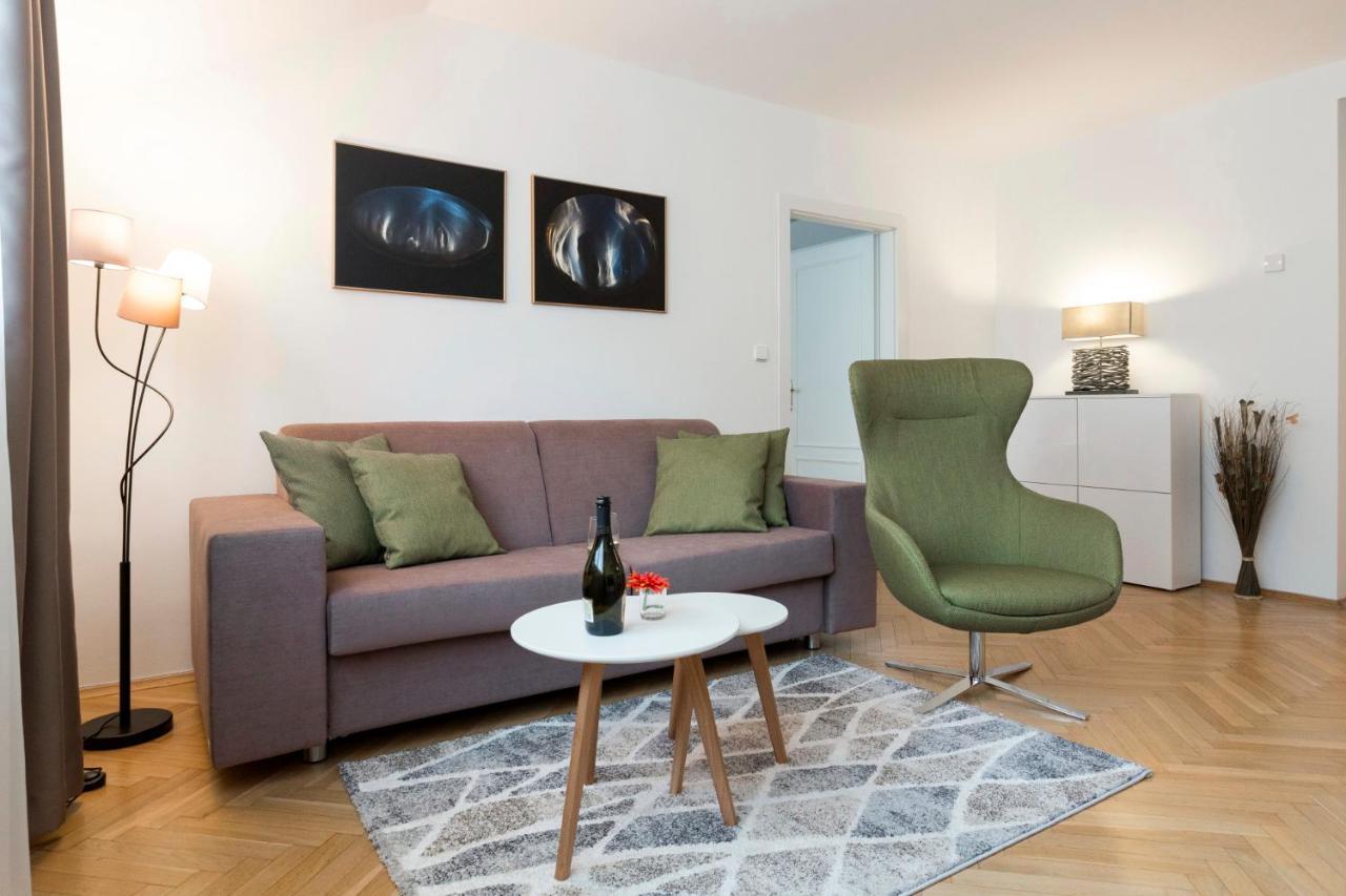 Prague Days - Modern Apartment - New Town Екстер'єр фото